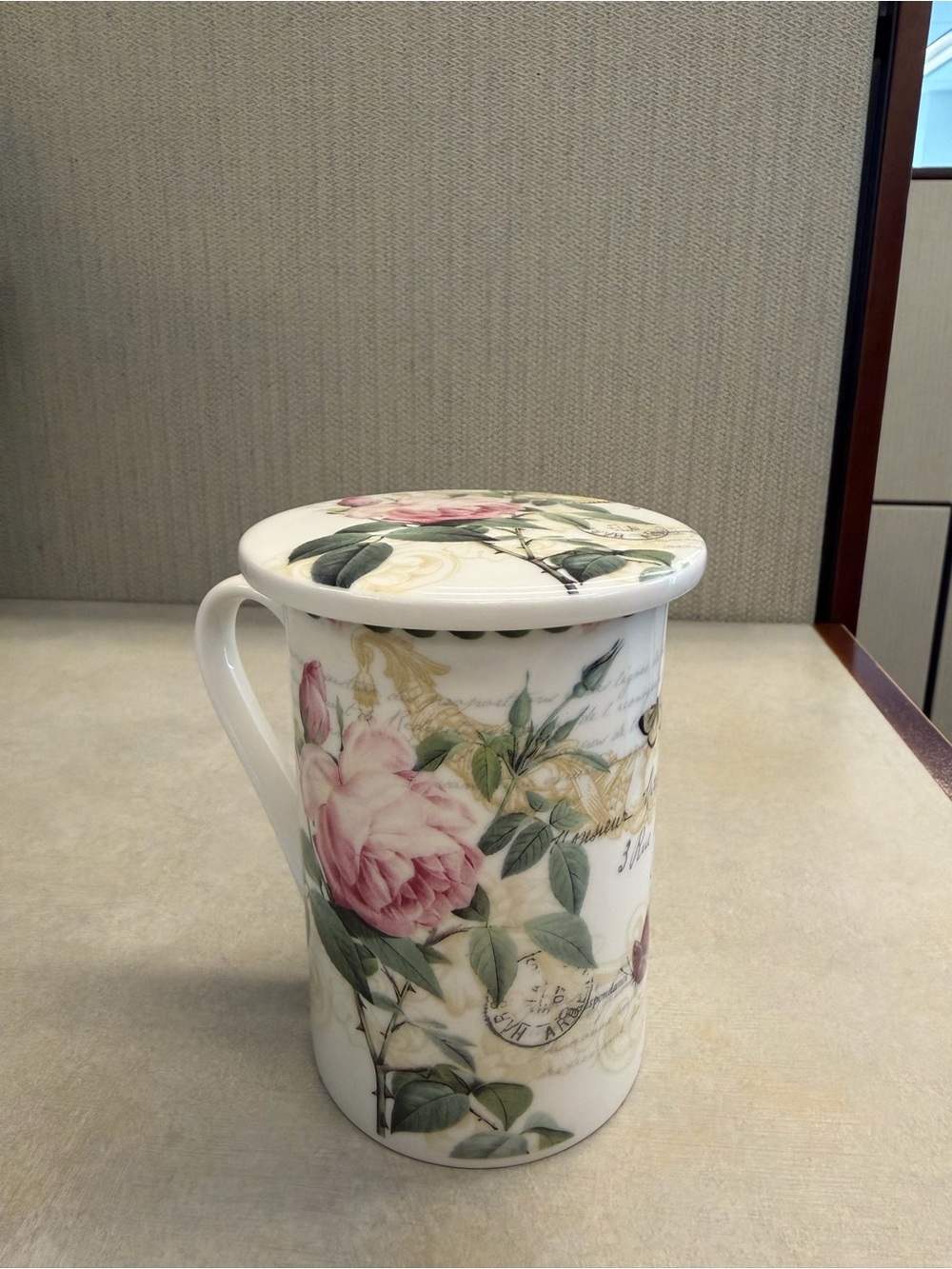 Kent Pottery French Floral motif mug with lid